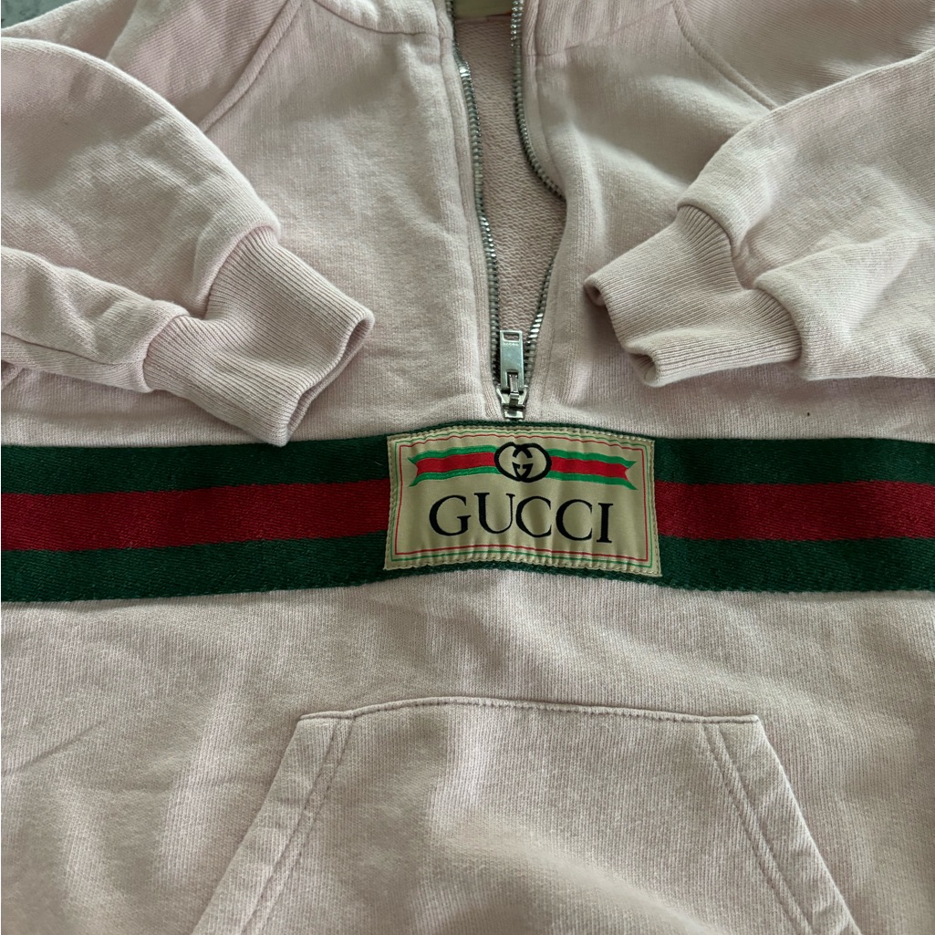 Authentic Girls Gucci Sweatshirt. Purchased For 460.